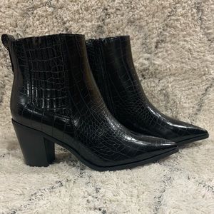JustFab Olwen Black Booties